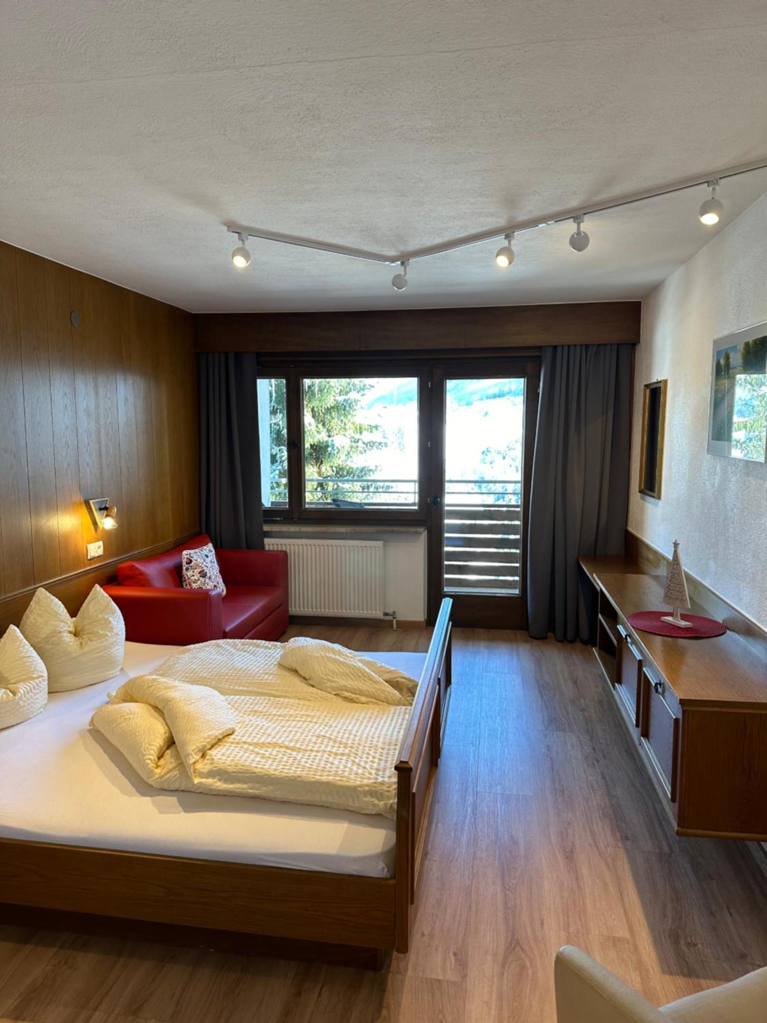 Appartements Dobler - S'Zischgn Arzl im Pitztal Esterno foto
