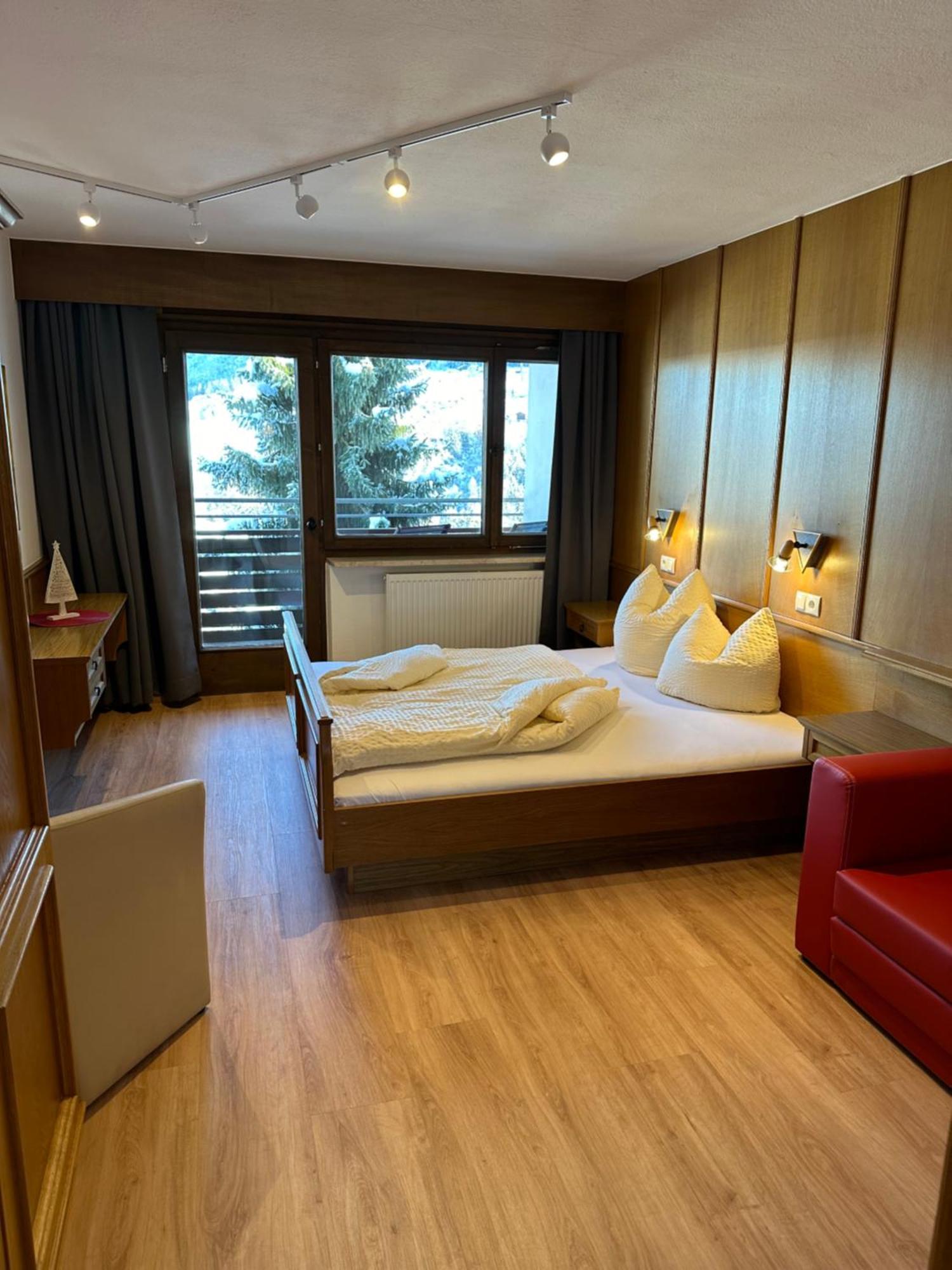 Appartements Dobler - S'Zischgn Arzl im Pitztal Esterno foto