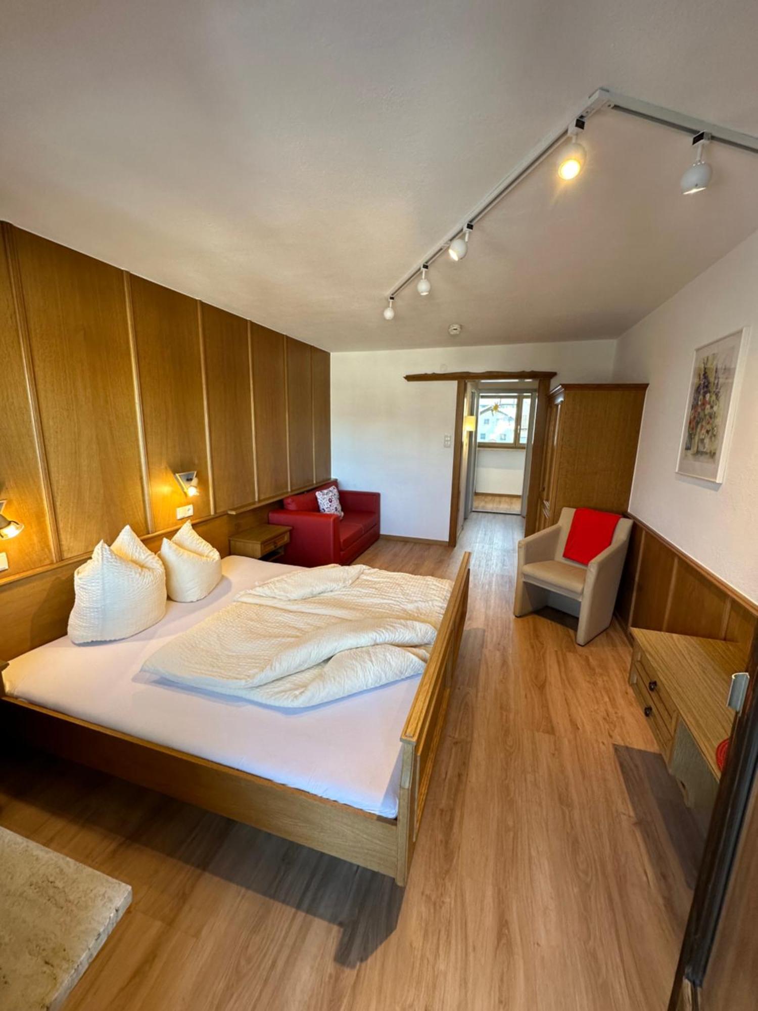 Appartements Dobler - S'Zischgn Arzl im Pitztal Esterno foto